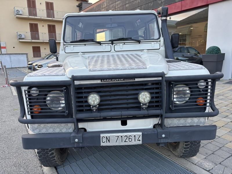 Land Rover 90 Defender 90 2.5 td Defender Turbo Autocarro