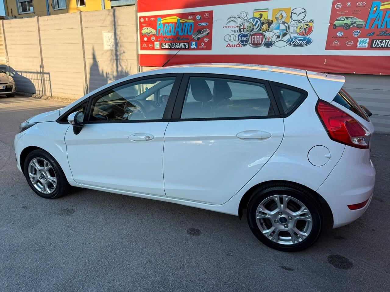 Ford Fiesta 1.5 TDCi 75cv Titanium - 2014