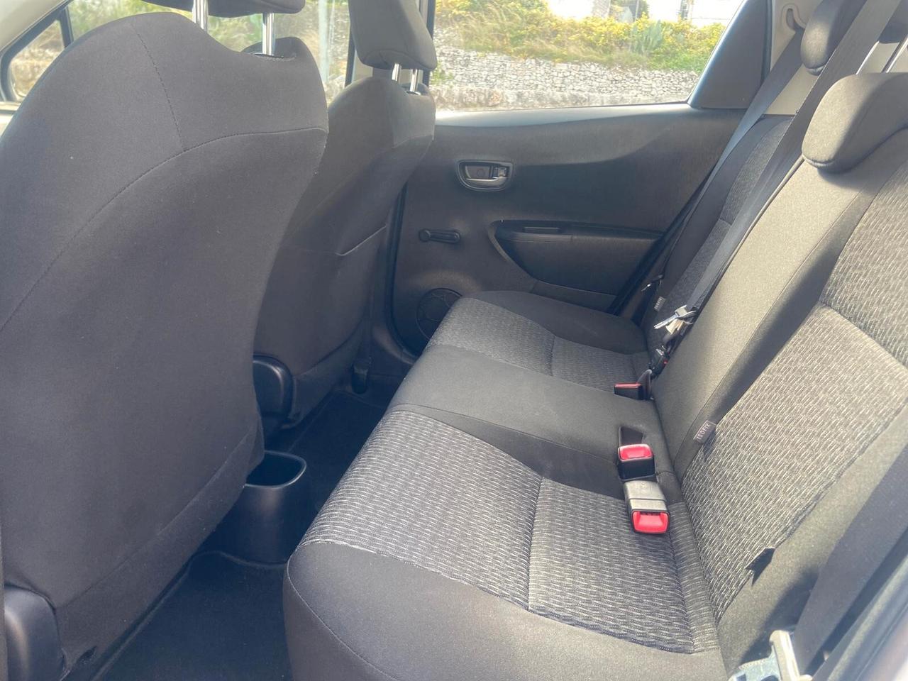 Toyota Yaris 1.4 D-4D 5 porte Lounge