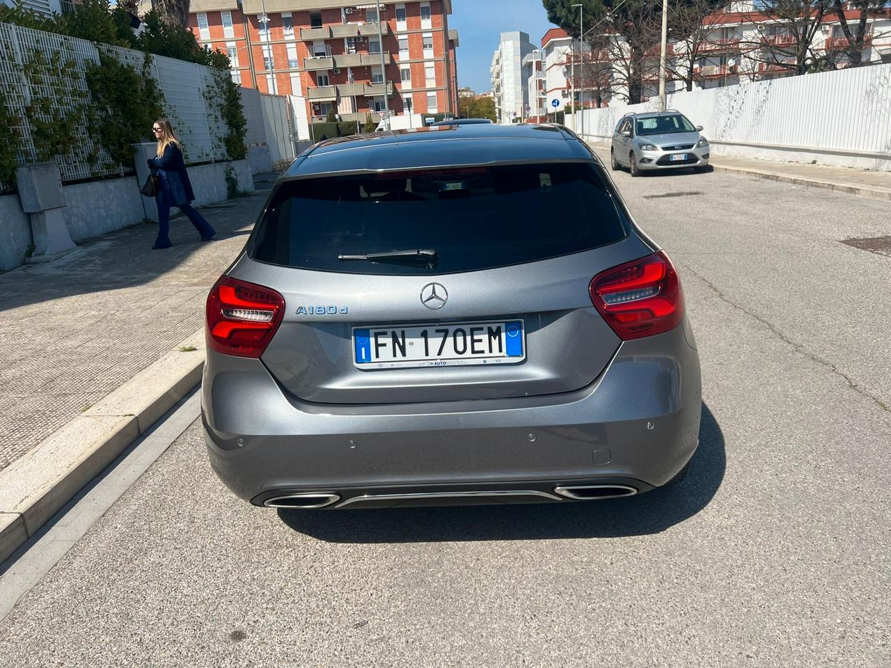 Mercedes-benz A 180 d Premium