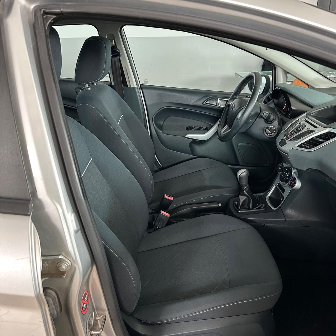 Ford Fiesta 1.4 TDCi 5p. Titanium