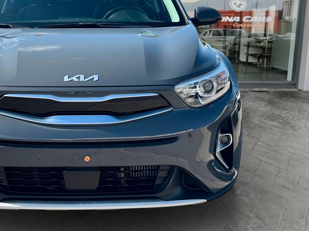 Kia STONIC . ACTIVE BUSINESS CON TELECAMERA E CARPLAY