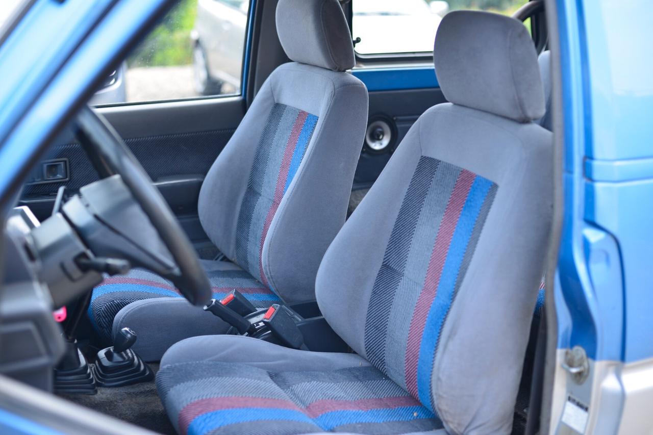 Daihatsu Feroza 1.6i cat Resin-top Full-Time City