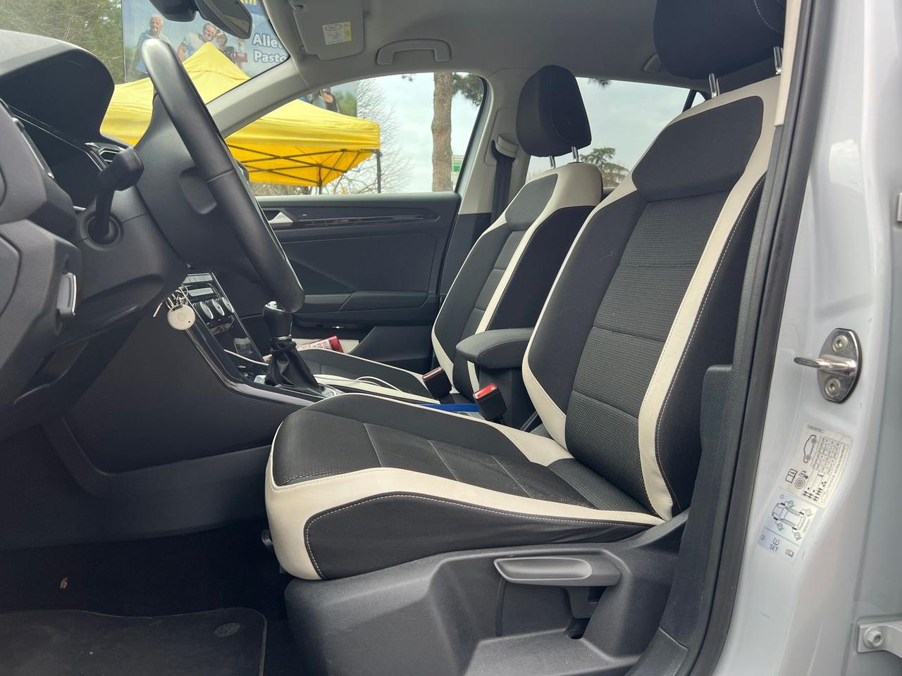 Volkswagen T-Roc VW T-ROC 1.5 TSI Advanced #10039