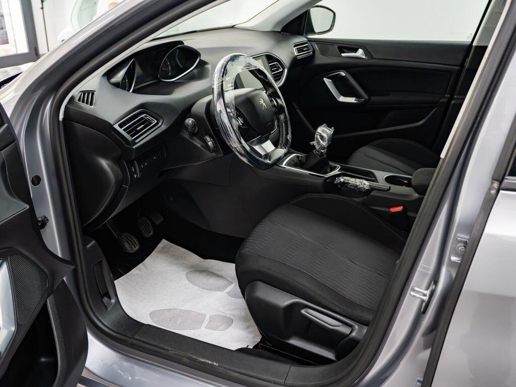 Peugeot 308 1.6 hdi Allure