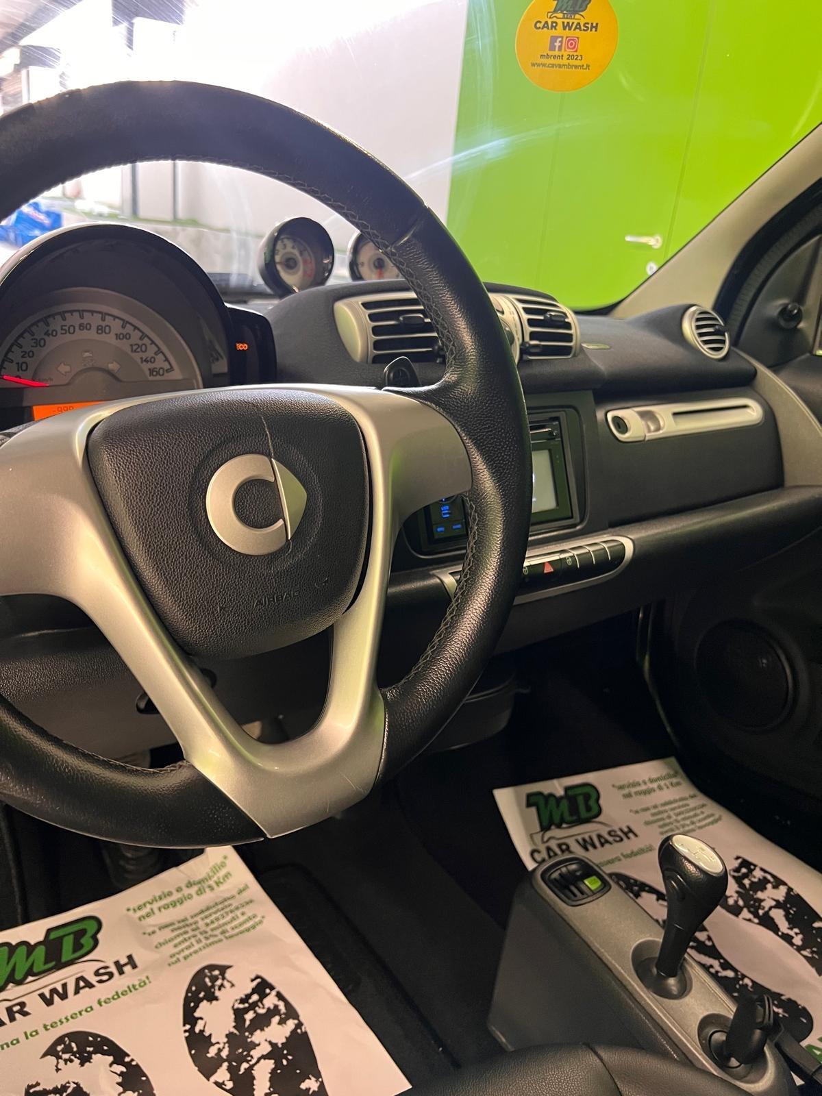 Smart ForTwo 1000 52 kW MHD coupé pure