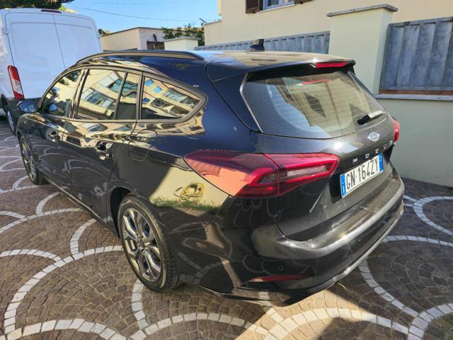 FORD Focus 1.0 EcoBoost Hybrid 155 CV Powershift SW ST-line