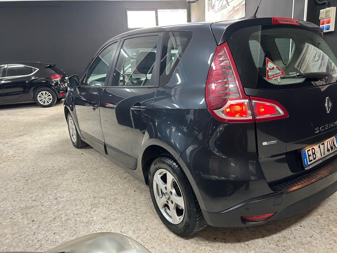 Renault Scenic Scénic X-Mod 1.5 dCi 105CV Confort