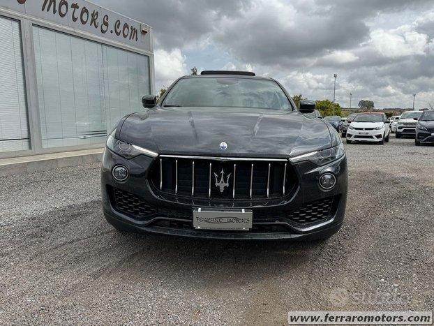 MASERATI Levante Gransport solo 85000km tetto pano iva esposta