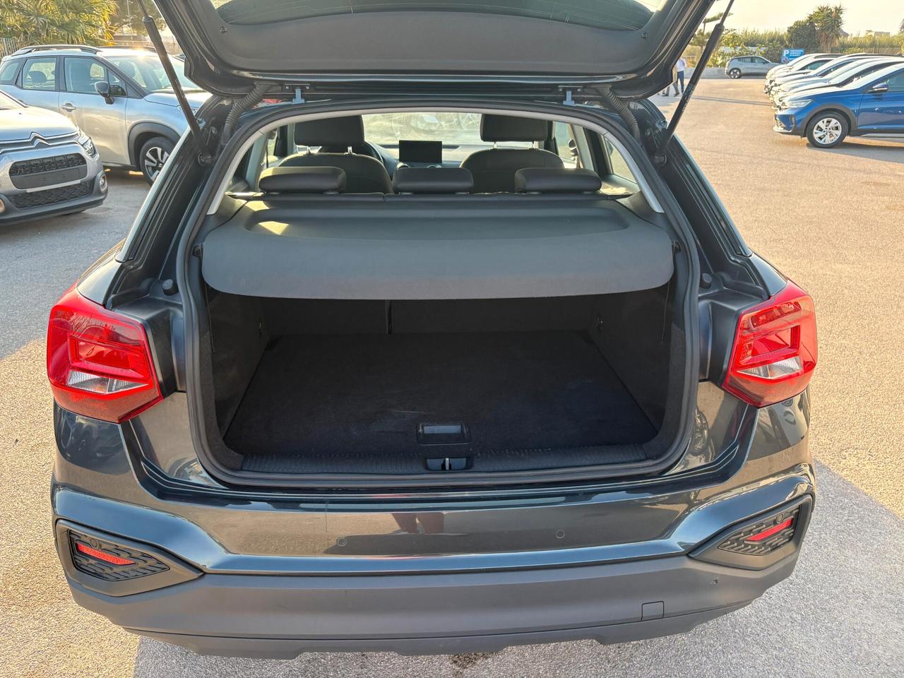 Audi Q2 35 TDI S tronic Business