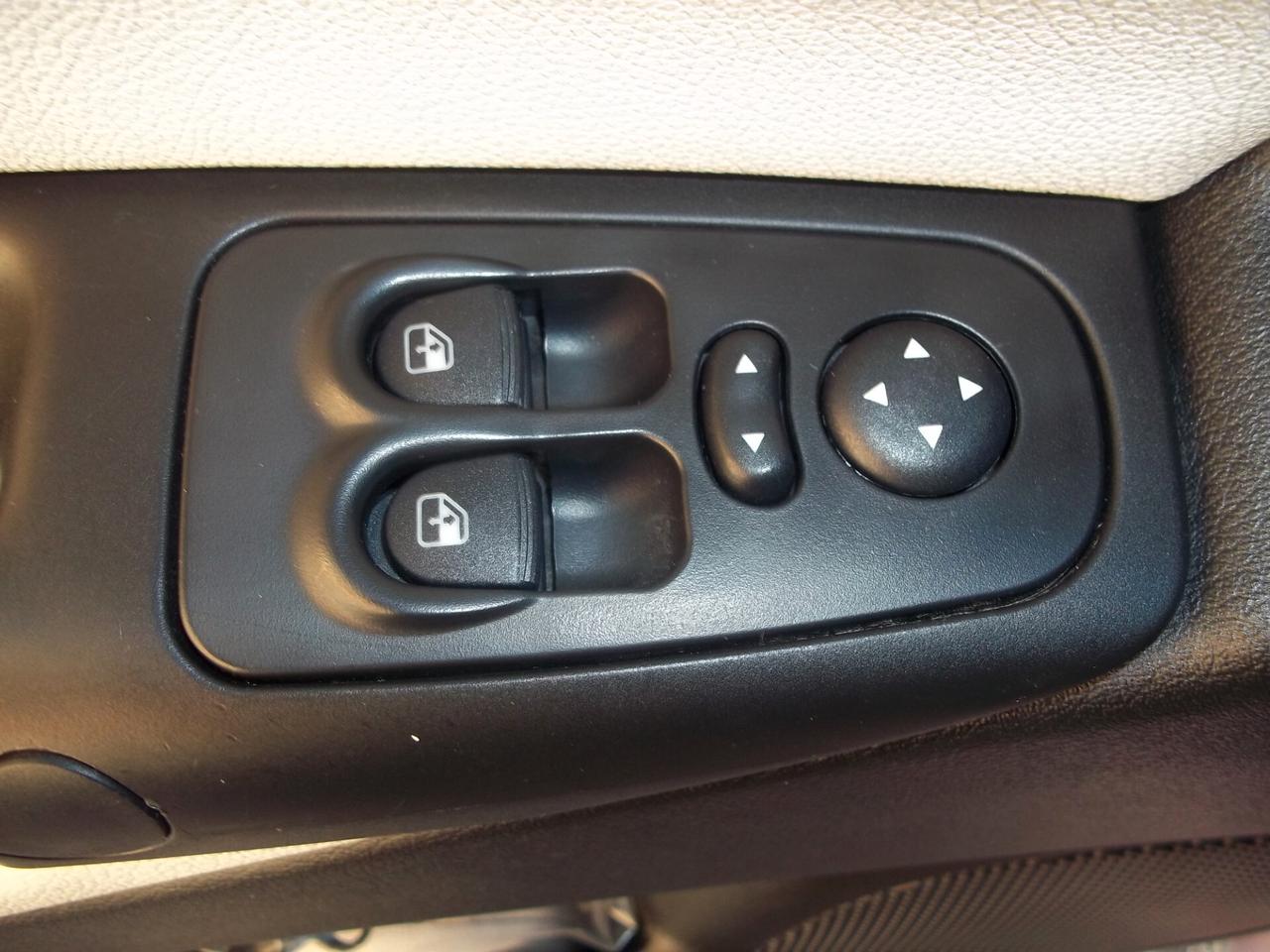 Lancia Ypsilon Elle Collection 1.2 8v 109.400km