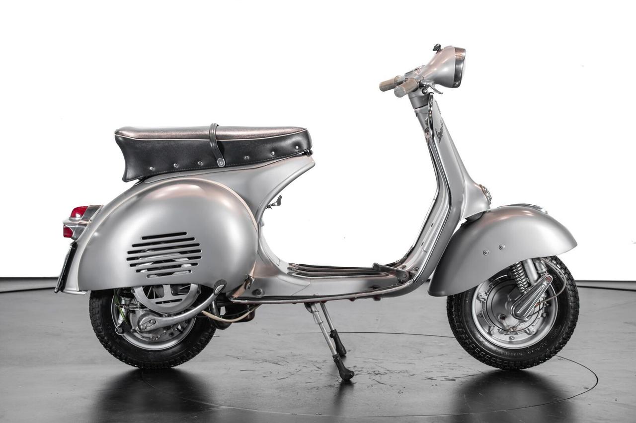 Piaggio Vespa 150 GS