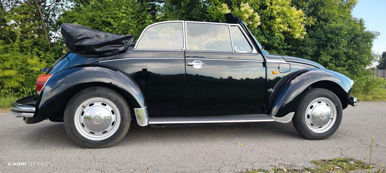 Volkswagen Maggiolino CABRIO o COUPE'