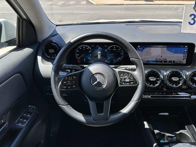 MERCEDES-BENZ GLA 200 d Automatic Sport