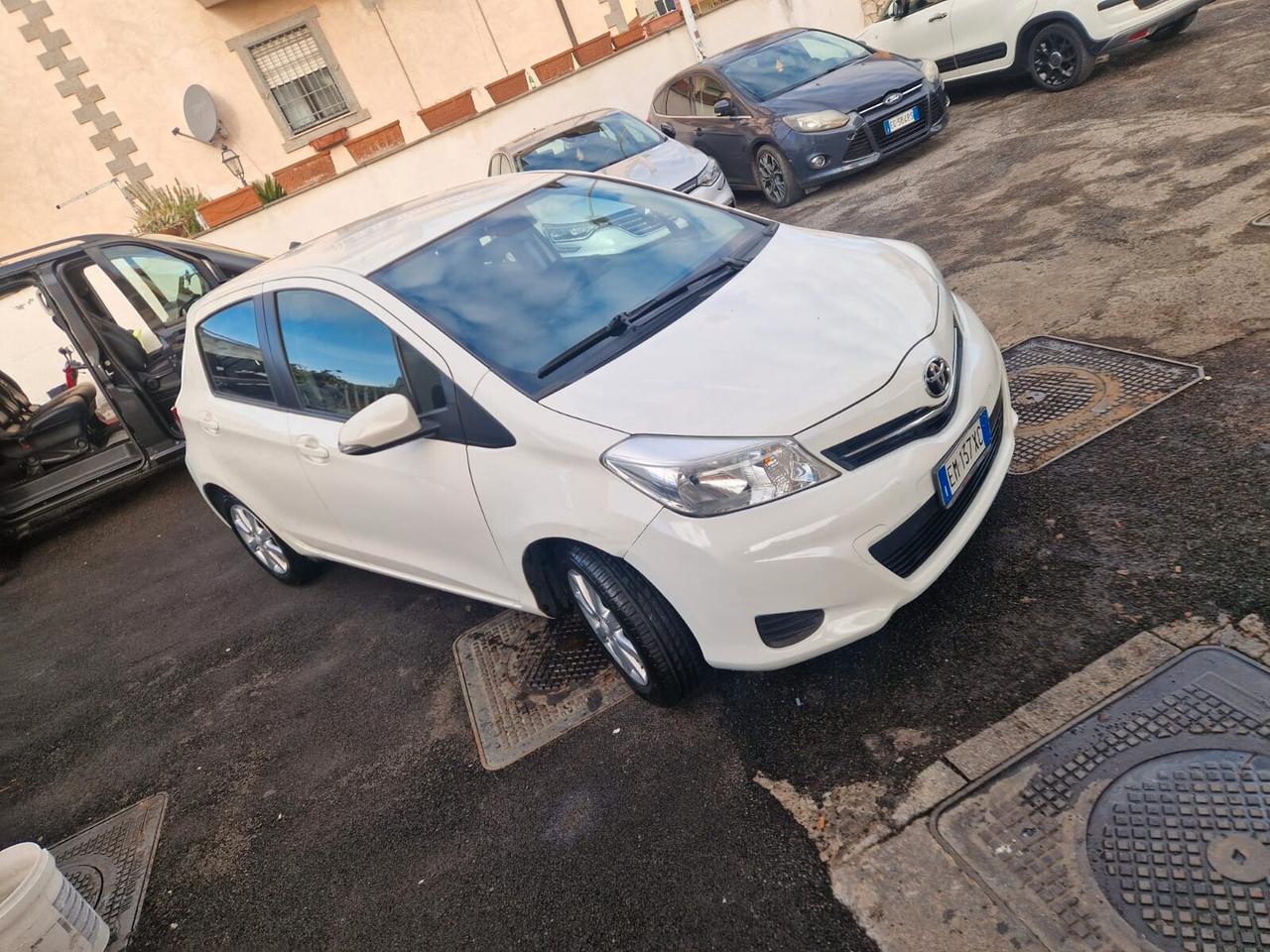 Toyota Aygo 1.0 12V VVT-i 5 porte Lounge Connect MMT