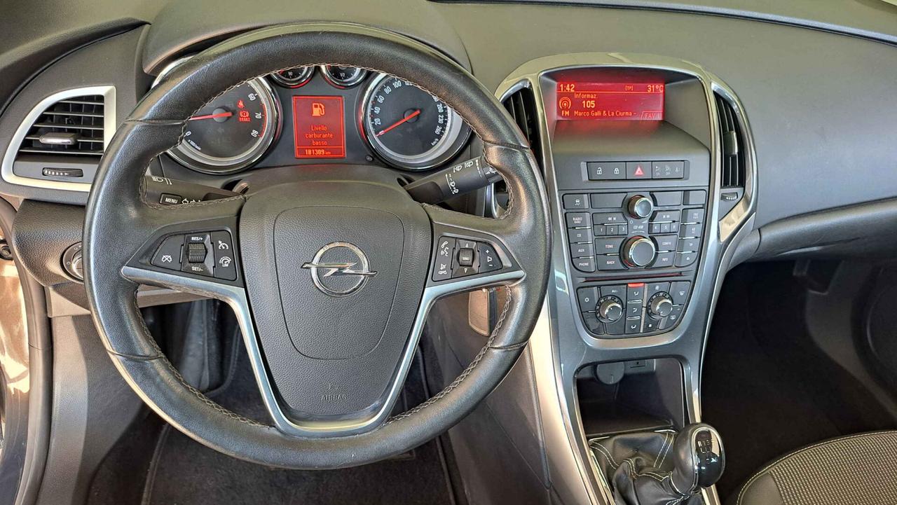 Opel Astra 1.4 Turbo 120CV 5 porte Cosmo