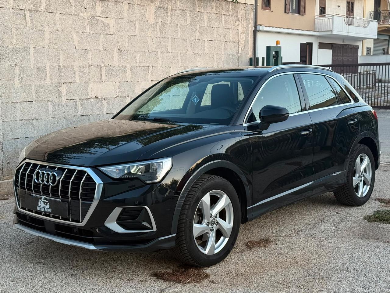 Audi Q3 S tronic Business