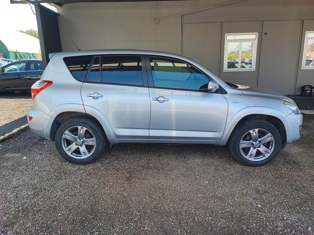 Toyota RAV 4 RAV4 Crossover 2.2 D-Cat A/T 150 CV Luxury