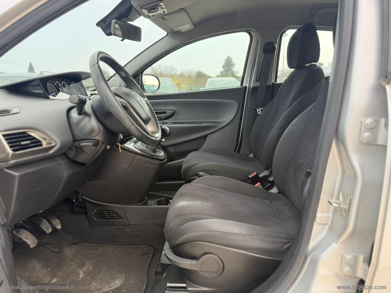 LANCIA Ypsilon 0.9 T.Air 85CV 5p. Met.Ec. Gold