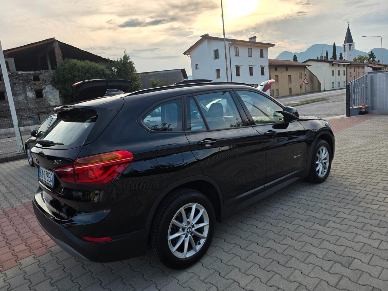 Bmw 116 116d 5p. Msport