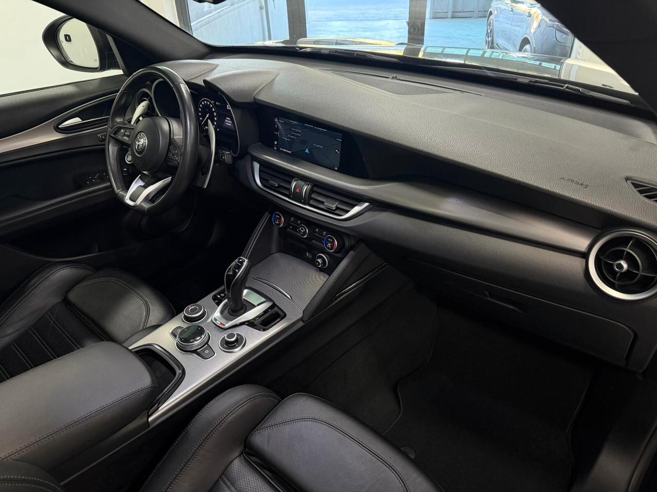 Alfa Romeo Stelvio 2.2 Turbodiesel 210 CV AT8 Q4 Veloce