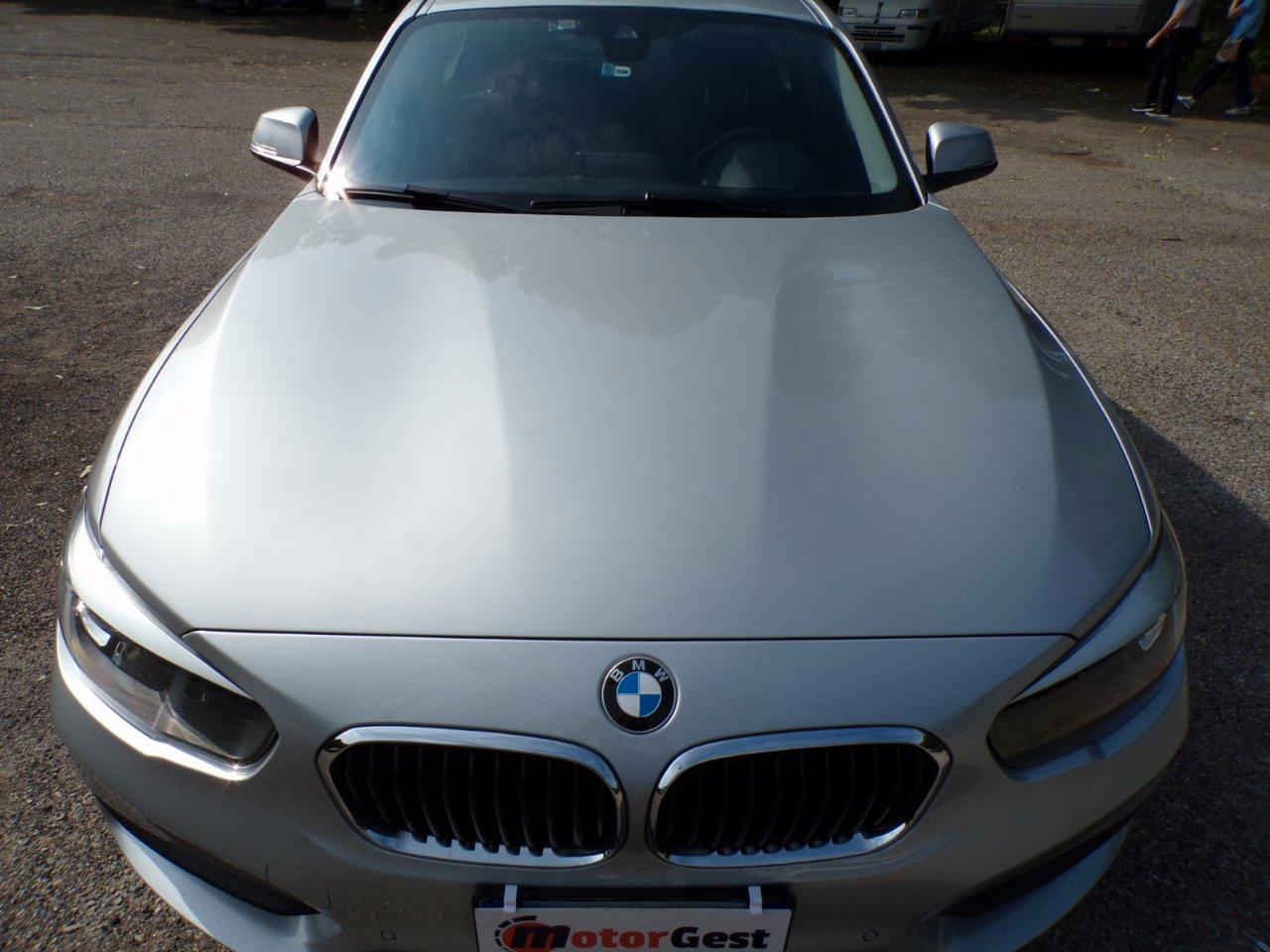 BMW 118 d Advantage 5p auto