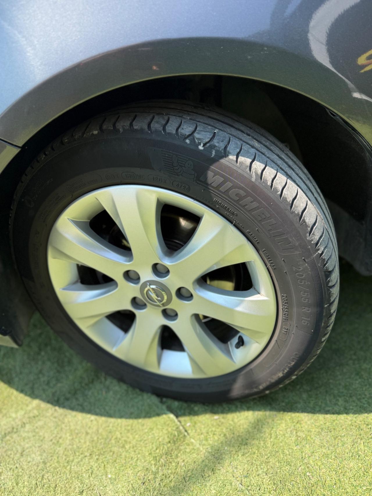 Opel MERIVA 1.3 DIESEL NEOPATENTATI