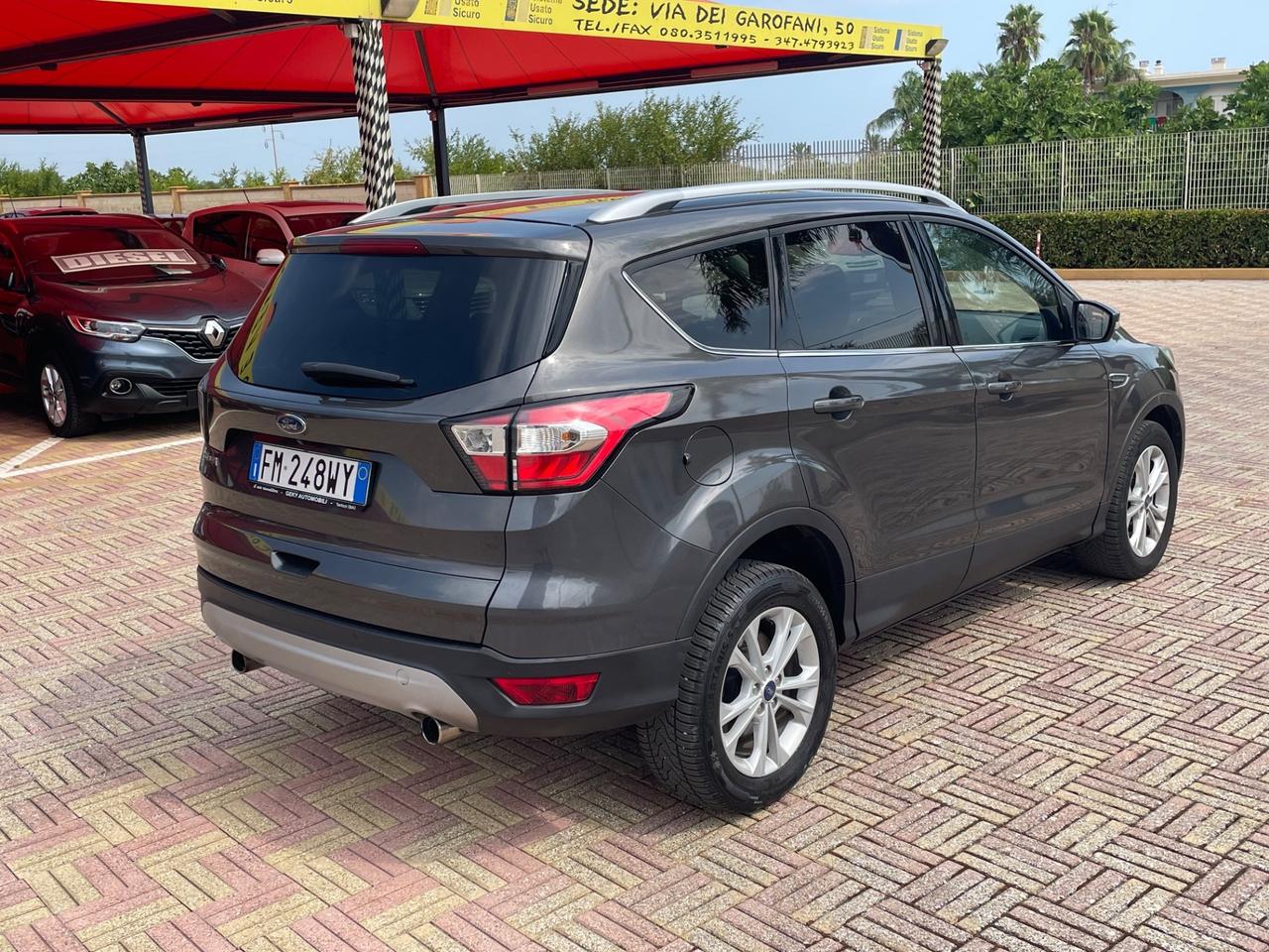 Ford Kuga 1.5 TDCI 120 CV S&S 2WD Powershift ST-Line