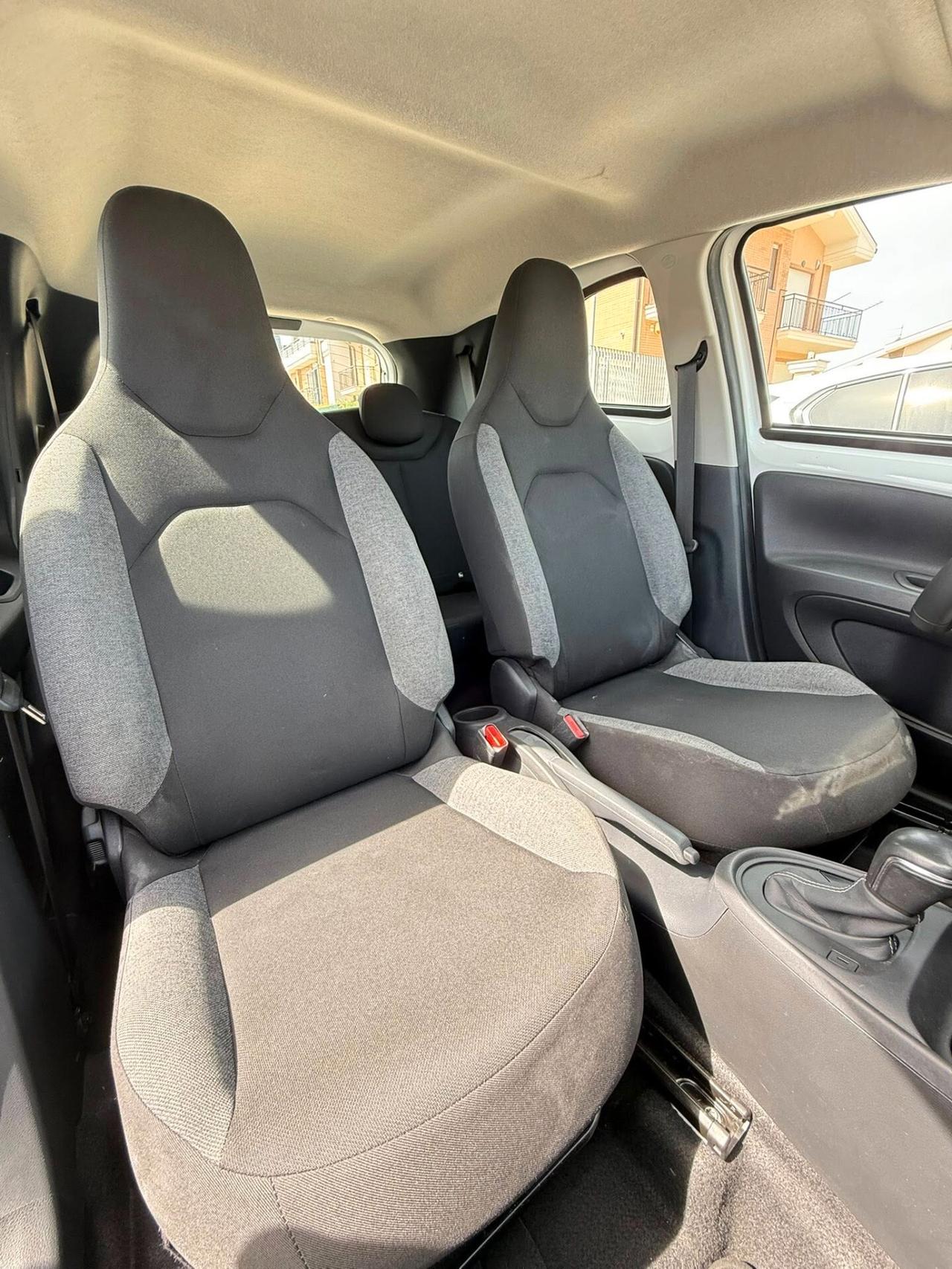 Toyota Aygo X 1.0 VVT-i 72 CV 5 porte Lounge Air S-CVT