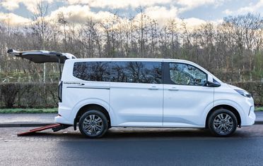CUSTOM TRASPORTO DISABILI CON RIBASSAMENTO