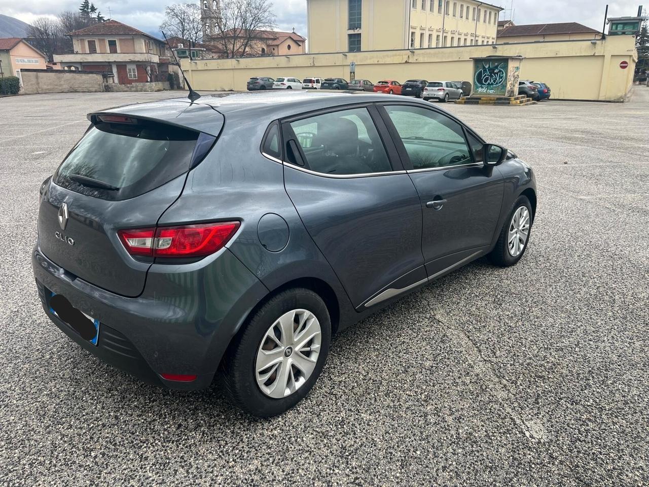 Renault Clio dCi 8V 75 CV Start&Stop 5 porte Energy Duel