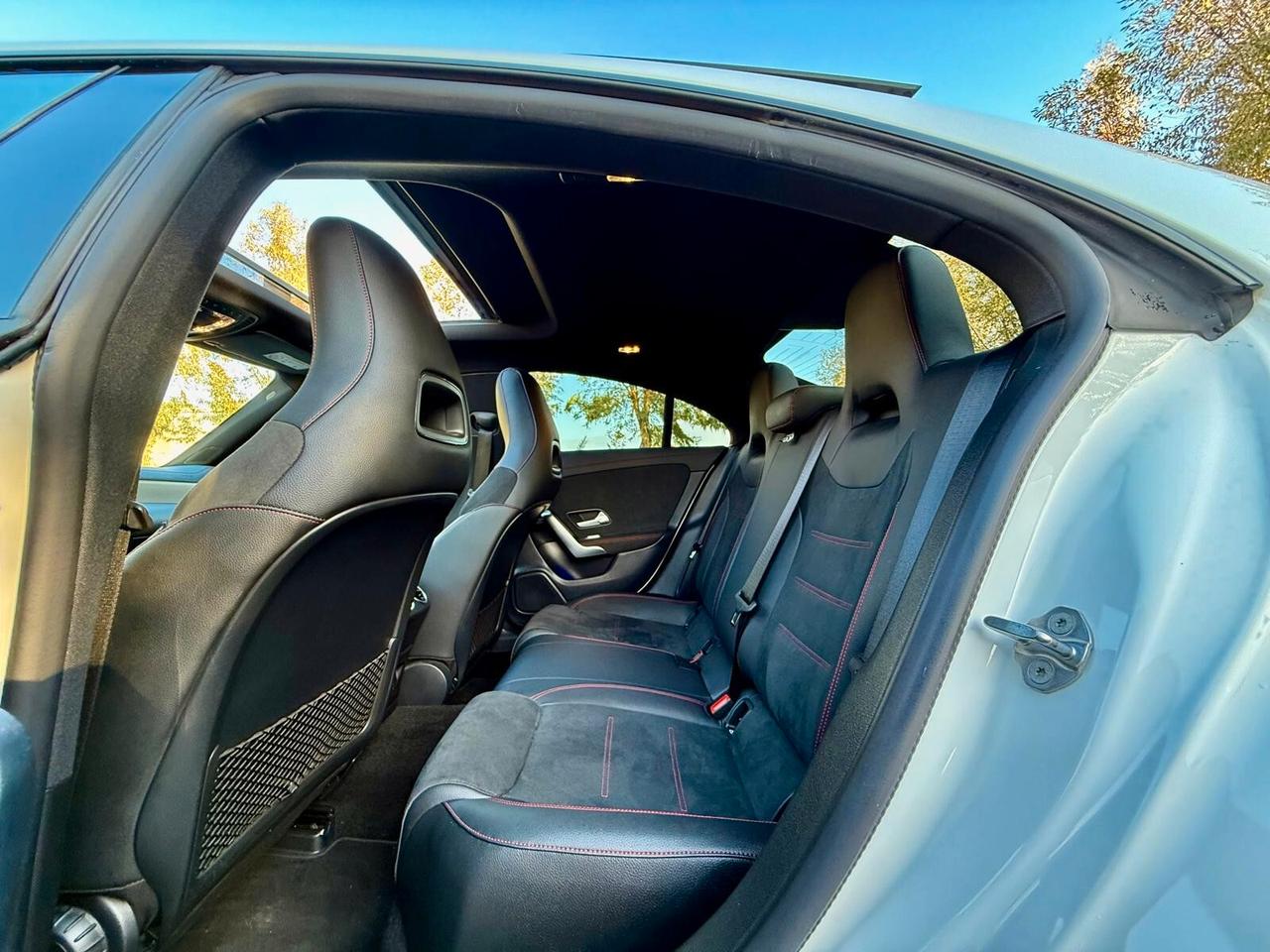 MERCEDES- BENZ CLA 180 D AUTOMATIC AMG LINE PREMIUM