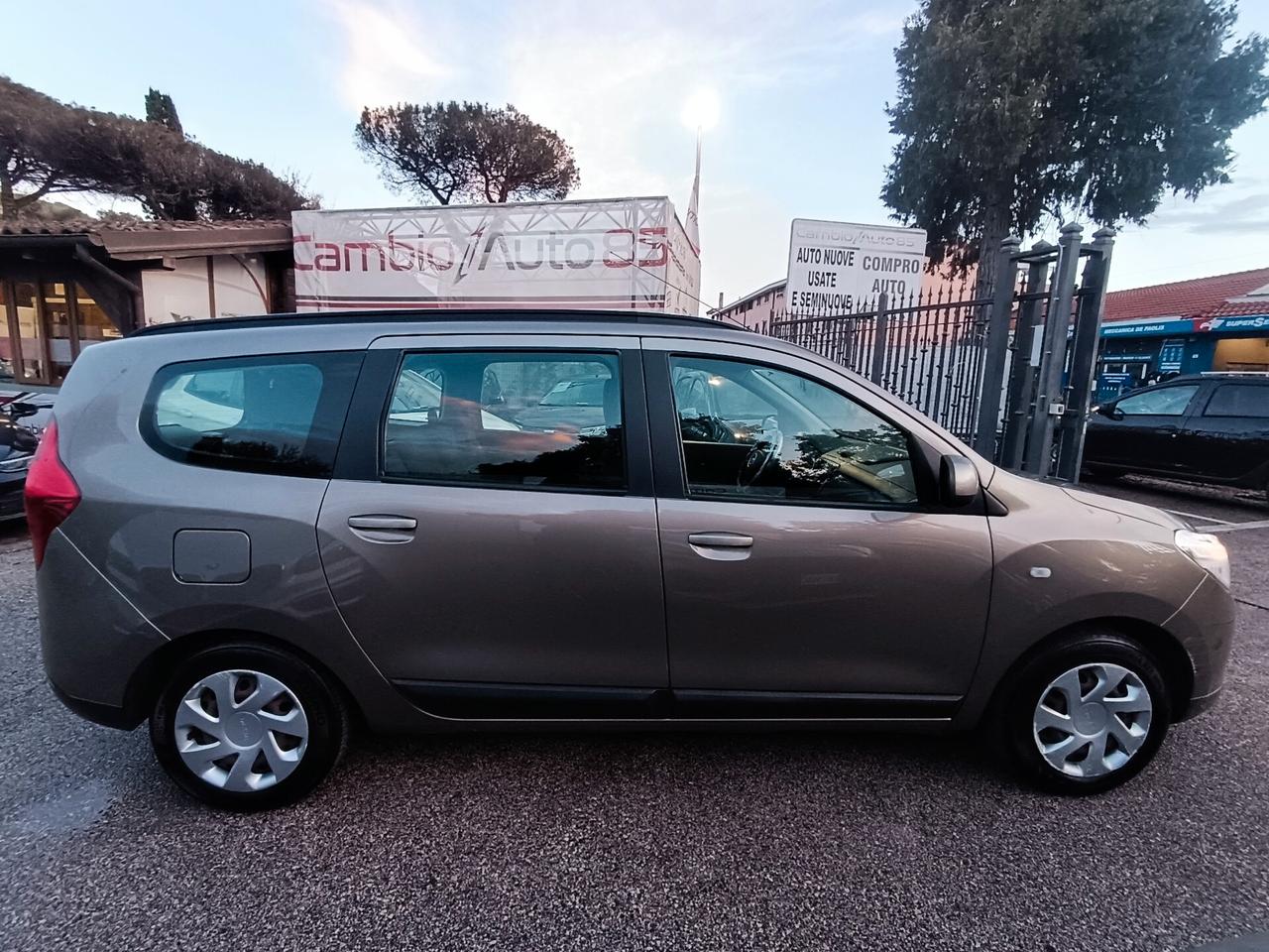 Dacia Lodgy 1.6 8V 85CV 5 posti Lauréate