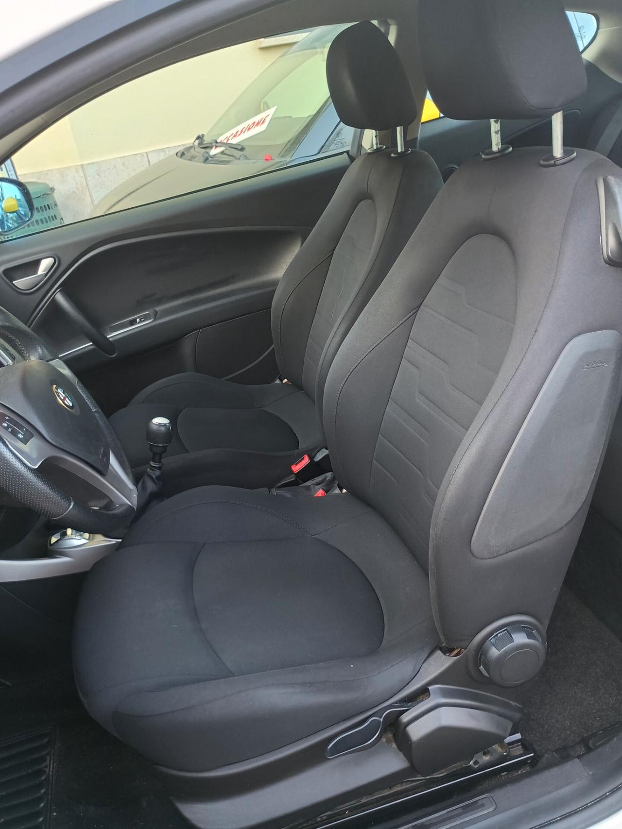 Alfa Romeo MiTo 1.4 T 135 CV M.air S&S Distinctive