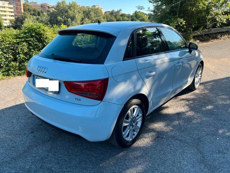Audi A1 Sportback 1.6 tdi s-tronic km 87000!