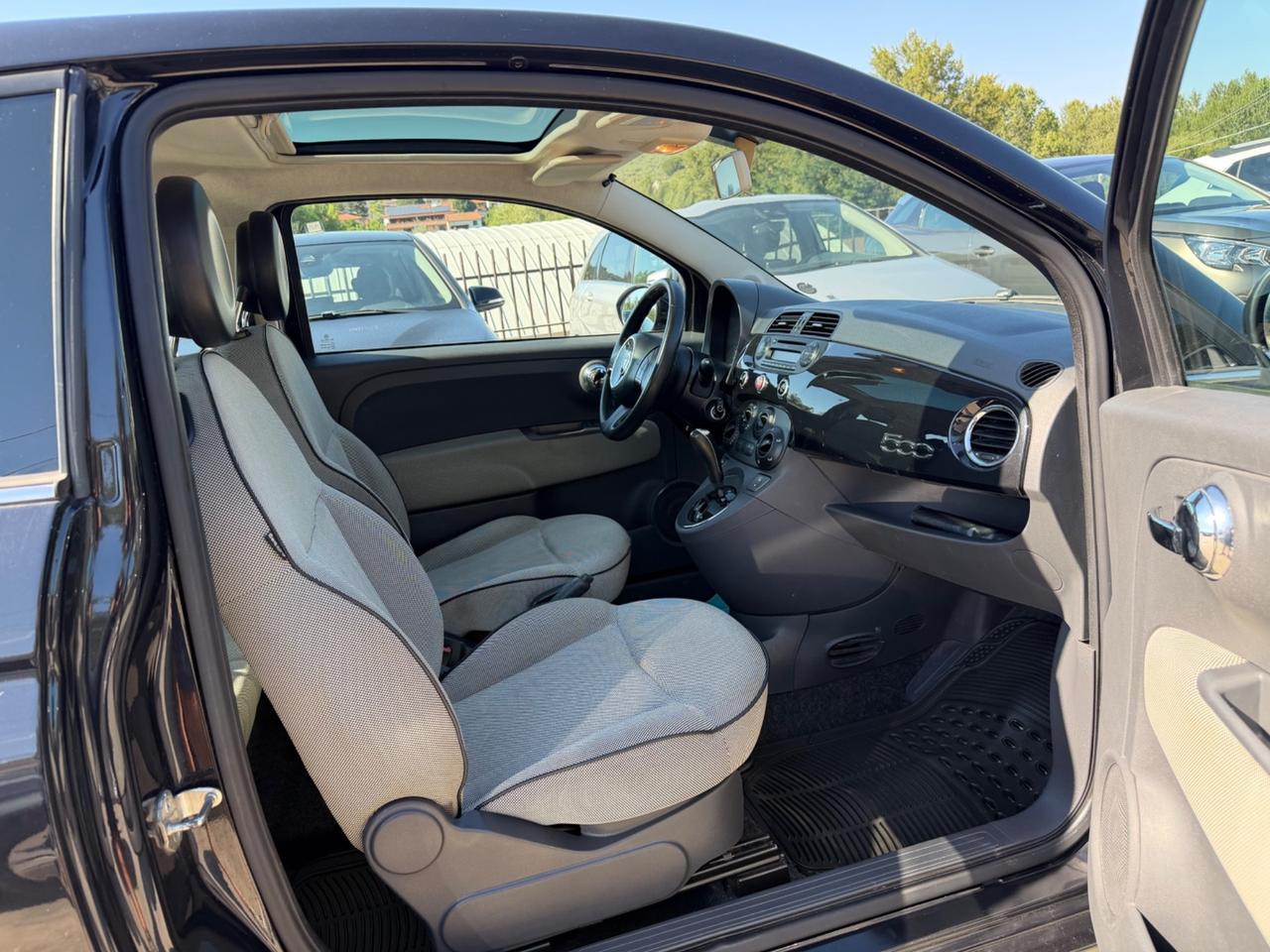 FIAT 500 1.2 Lounge/AUTOMATICA/110.000km!