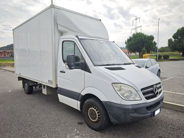 Mercedes-Benz Sprinter 310