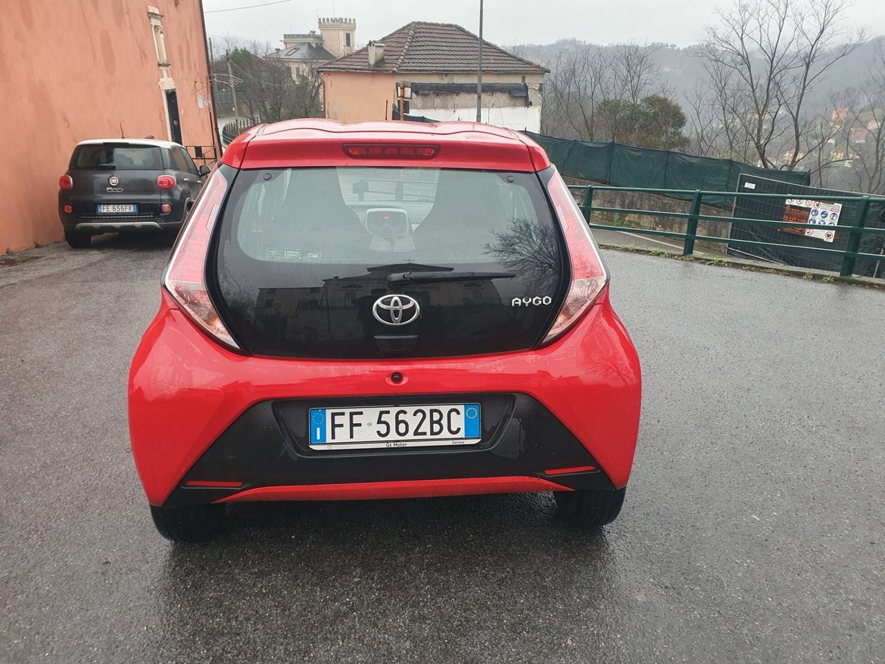 Toyota Aygo 1.0 VVT-i 69 CV 5 porte x-cool MMT AUTOMATICO SEQUENZIALE