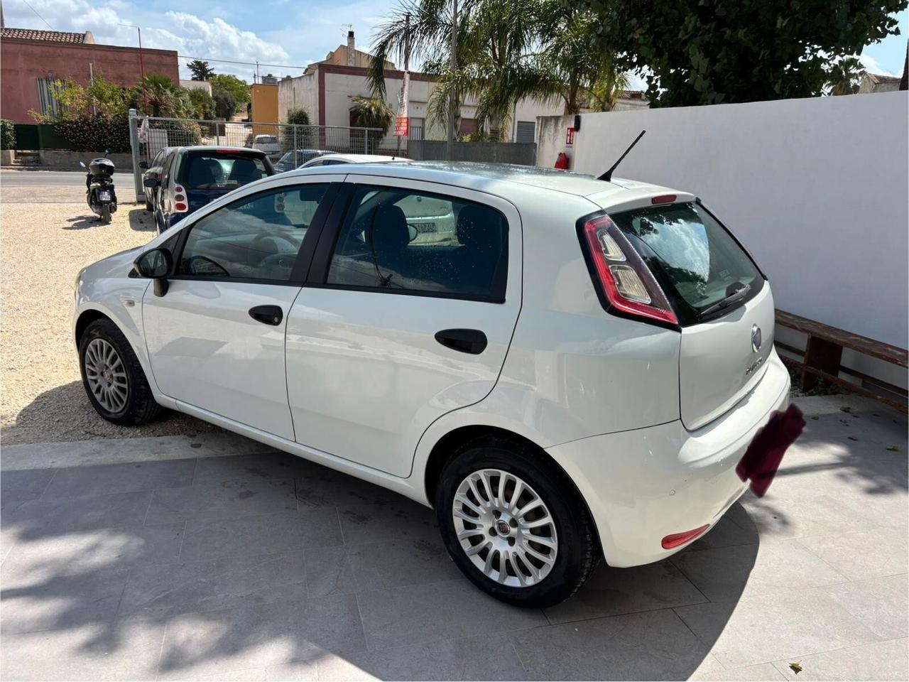 Fiat Punto 1.3 MJT II 75 CV 5 porte Lounge