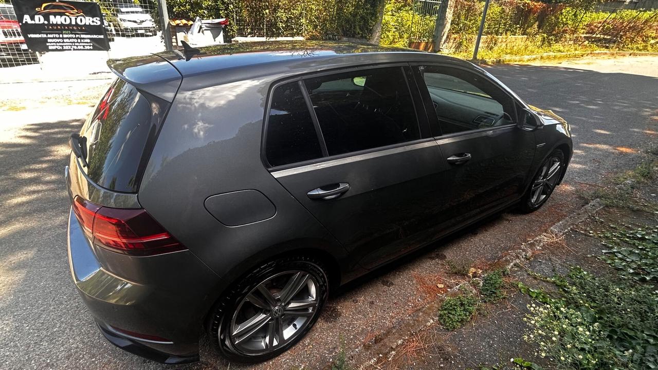 Volkswagen Golf R-Line 1.6 TDI 115CV DSG 5p. Business BlueMotion Technology