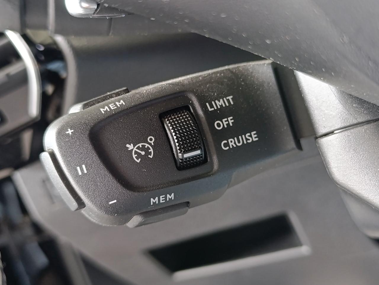DS DS7 1.5 bluehdi Esprit de Voyage 130cv auto