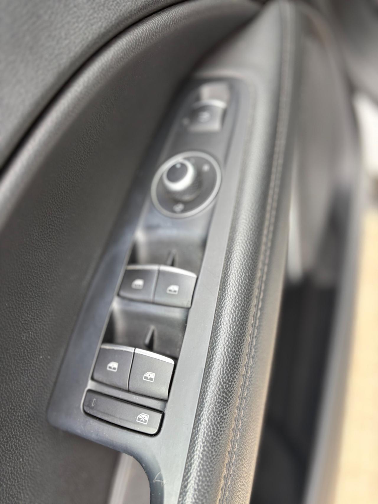 Alfa Romeo Stelvio 2.2 Turbodiesel 180 CV AT8 RWD Business