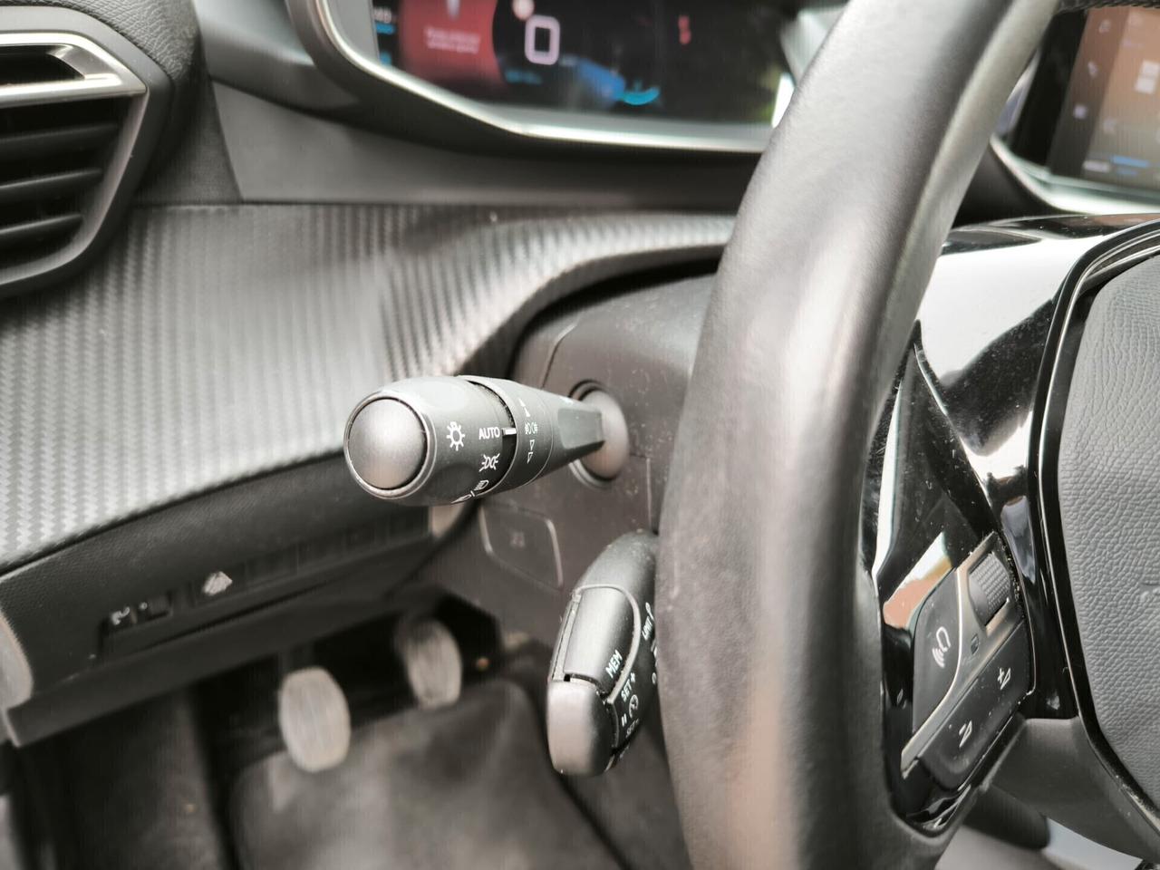 Peugeot 2008 PureTech Turbo 130 S&S Allure