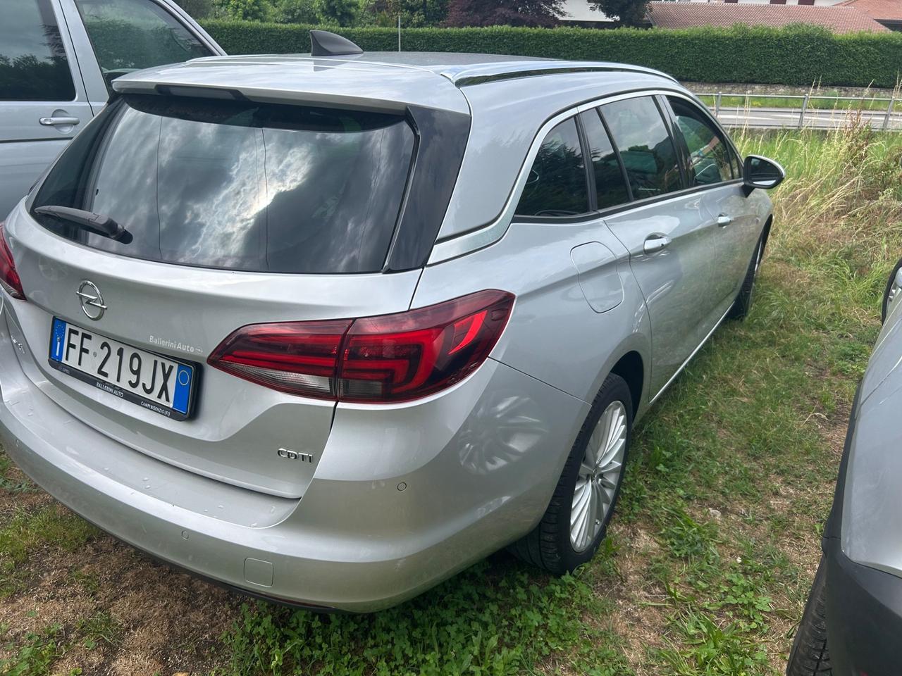 Opel Astra 1.6 CDTI 136CV EcoFLEX S&S Sports Tourer Cosmo