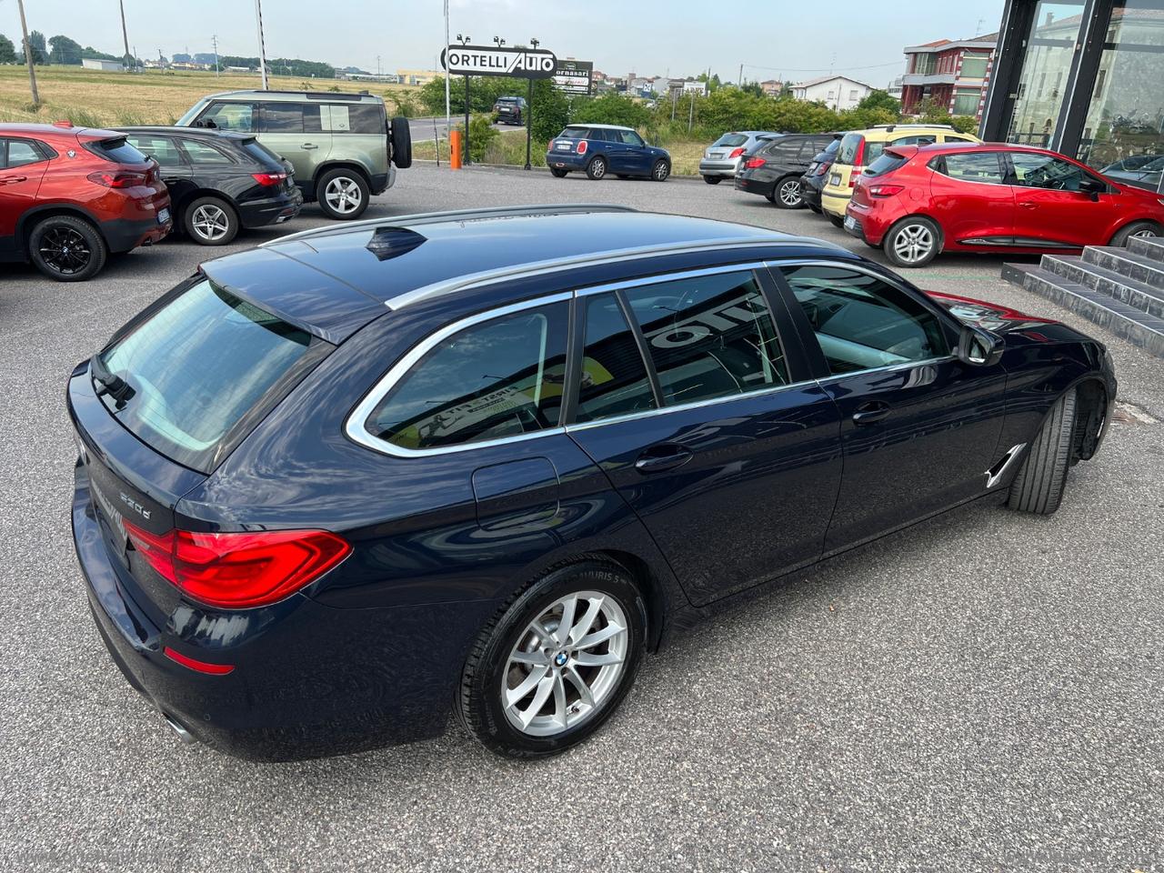 BMW 530d xDrive Touring Business