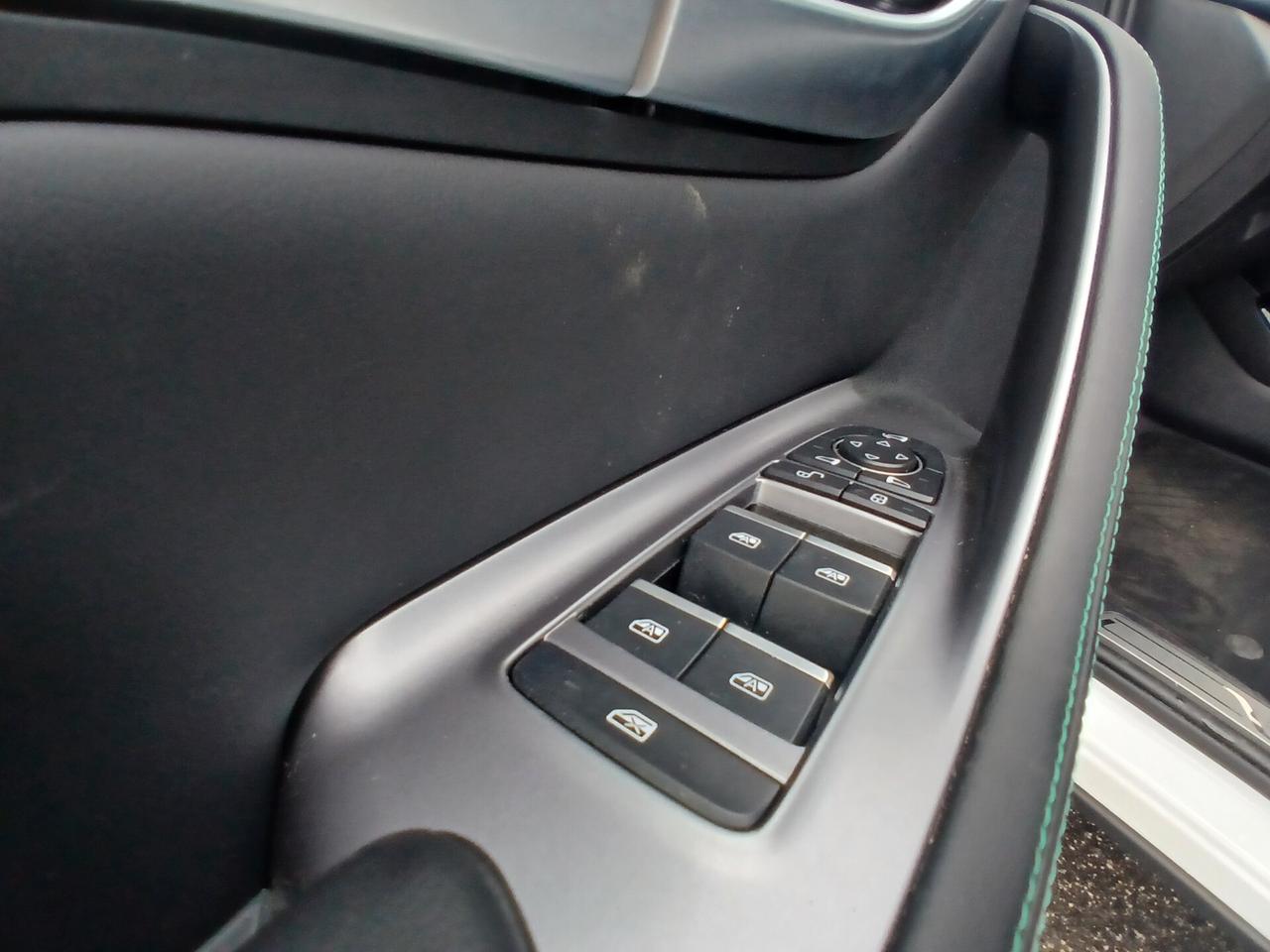 Byd Seal U DM-i 1.5 218 CV PHEV Boost