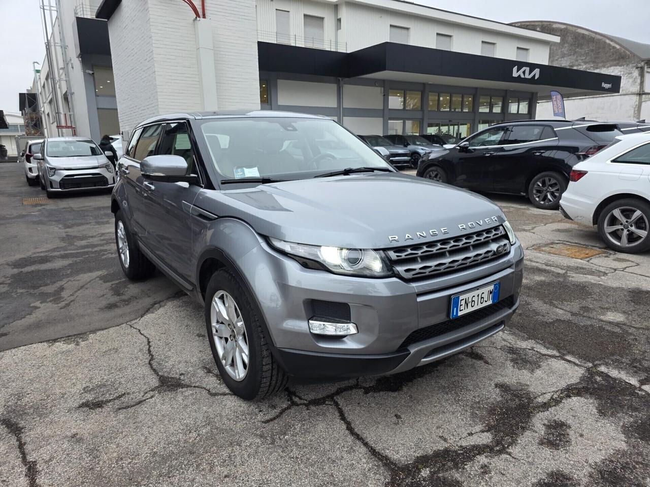 Land Rover Range Evoque 2.2 TD4 5p. Prestige