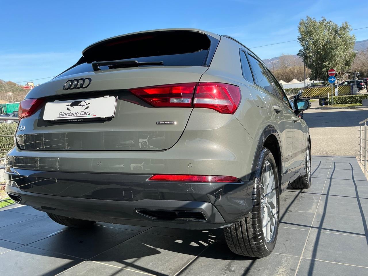 Audi Q3 35 TDI quattro S line edition gancio di traino a scomparsa