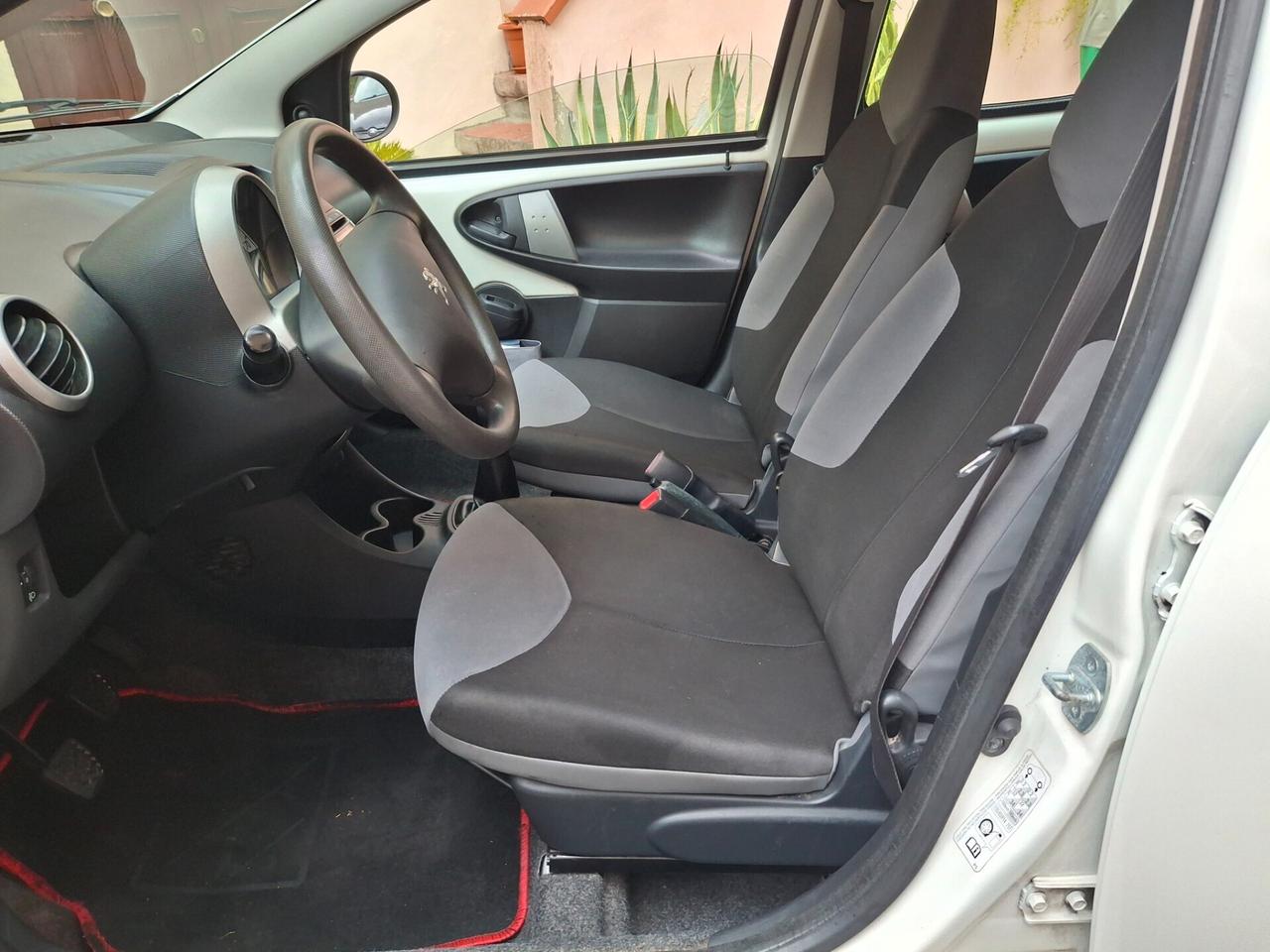 Peugeot 107 1.0 Benzina 68CV. 5 Porte-OK NEOPATENTATI-