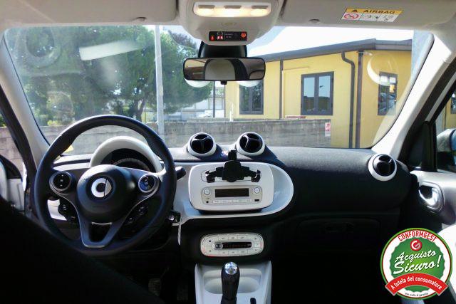 SMART ForFour 70 1.0 Passion